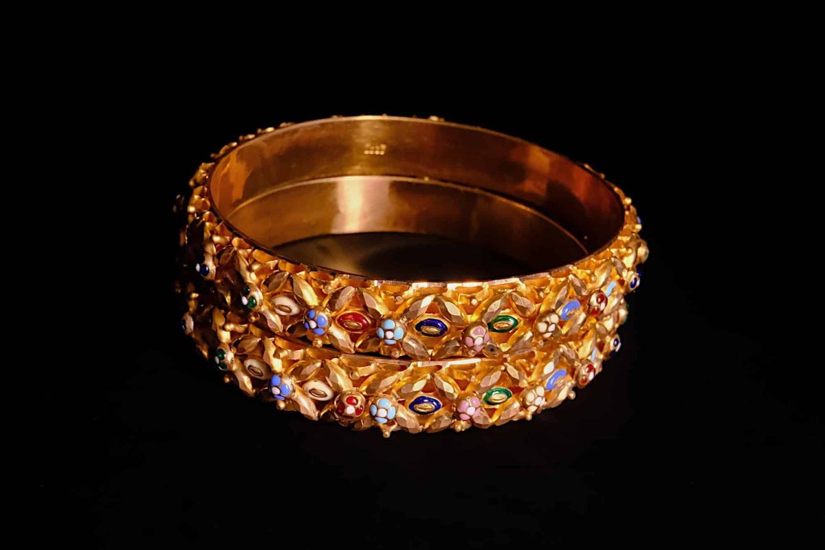 Vintage Indian Gold Bangles, indian enamel bangles, antique indian bangles, Vintage Gold Bangles for sale, antique gold jewellery singapore, Gem Gardener
