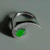 Minimalist Jade Ring, jade avant garde, jade ring singapore, pear shaped jade ring, jade ring men gold, jade diamond ring white gold, Gem Gardener