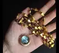the first locket 18k rose gold video