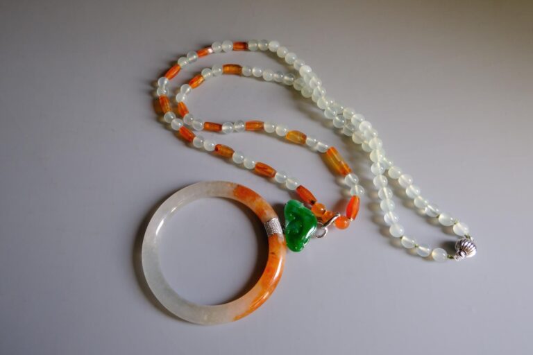 red jade pendant necklace, hololith jade, jade bangle necklace, red jade jewelry, red jade singapore, long jade bead necklace, jade jewellery singapore, jadeite pendant singapore, Gem Gardener