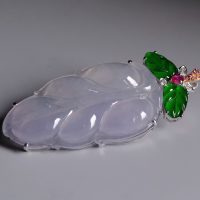 carved lavender jade pendant, lavender jade pendant, light lavender jadeite, purple jade pendant, carved leaf pendant, lavender jade jewelry, jade jewellery singapore, jade pendant singapore, Gem Gardener