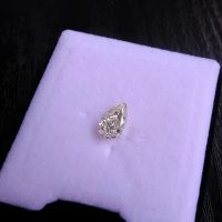 fancy light greenish yellow diamond, fancy light yellow diamond price, fancy light green yellow diamond, fancy yellow pear shaped diamond, light yellow diamond loose, buy loose diamond singapore, coloured diamonds singapore, natural fancy colored diamonds for sale, Gem Gardener